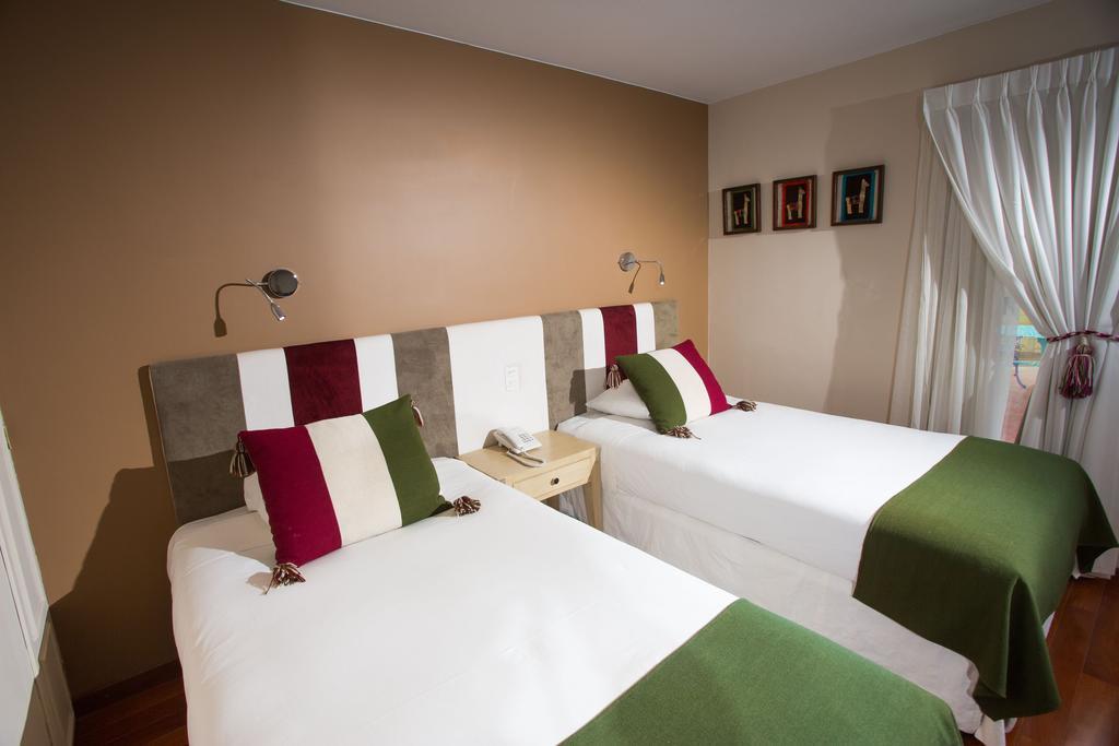קופקבאנה Hotel Rosario Lago Titicaca מראה חיצוני תמונה